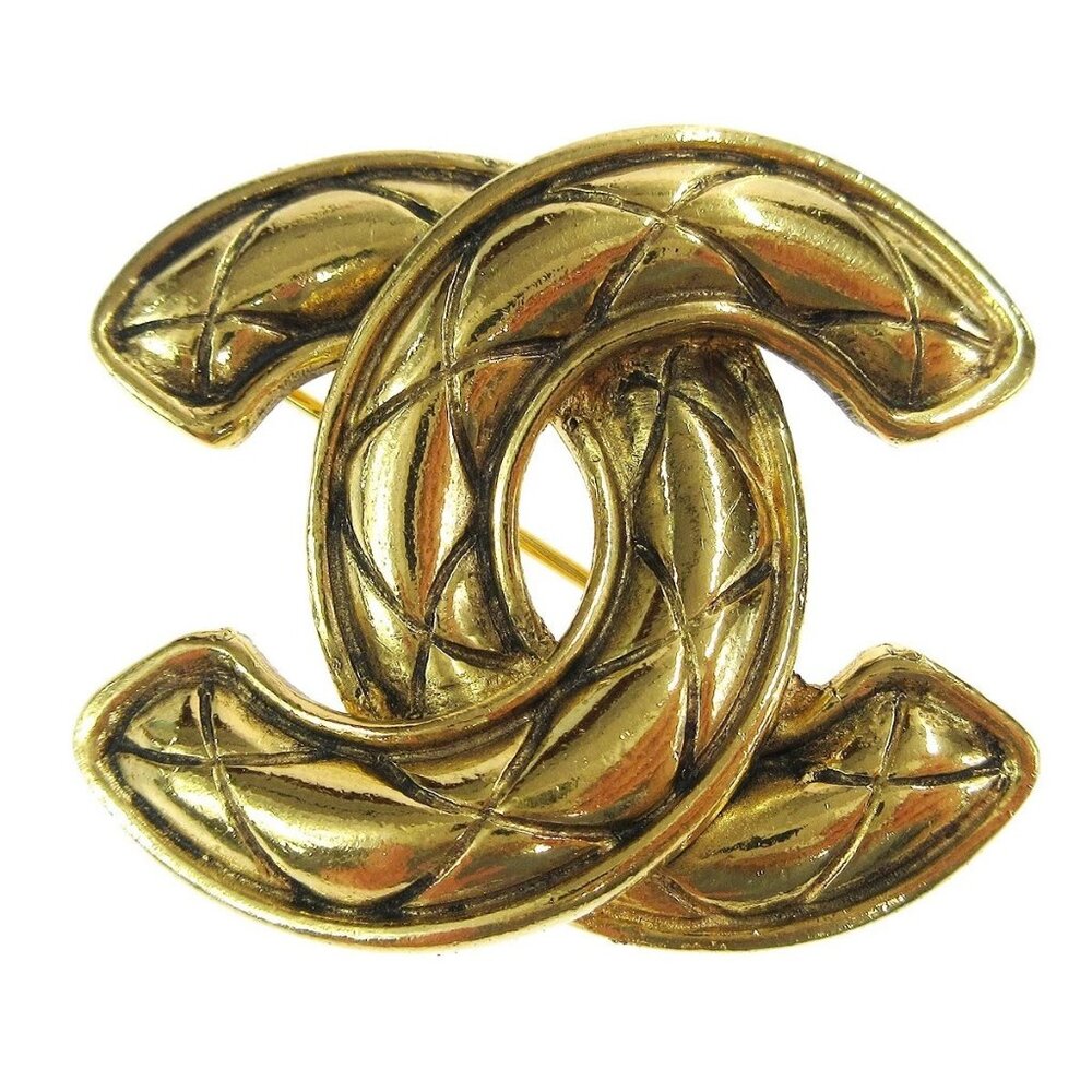 Chanel Quilted CC Brooch Pin Gold 1153 94724